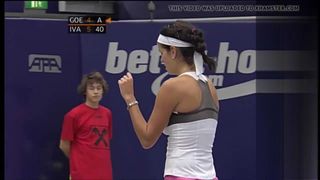 Julia Goerges - piękne piersi w Linzu 2010