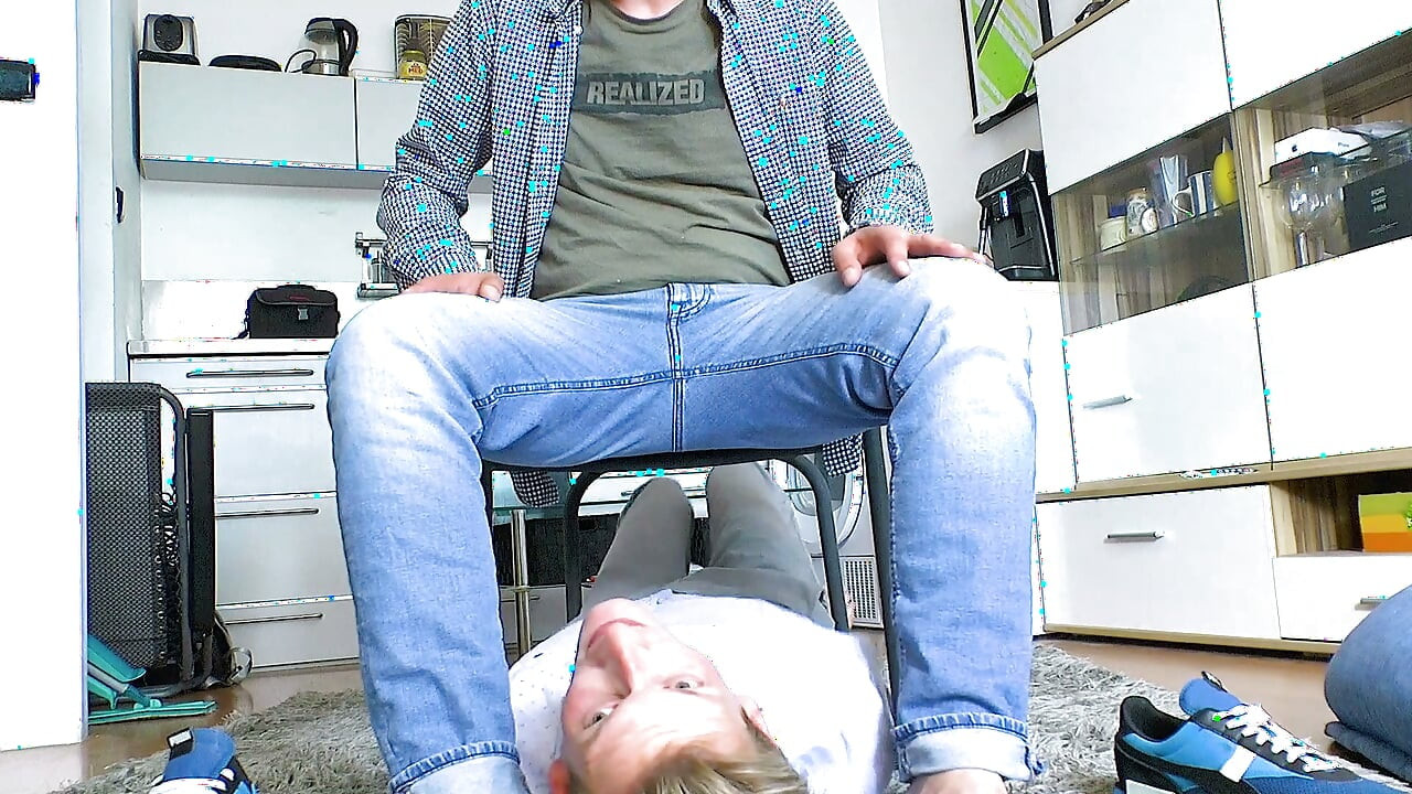 Playful Dominance: Guy Romes Commands Bazz to Worship and Tickle His Soles