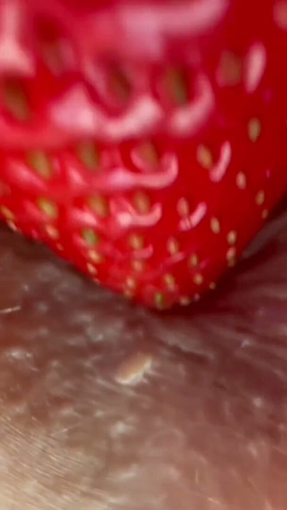 Amatör video Çilek ince kızın göt deliğine yerleşti ve mükemmel kokuyor | Klip 3