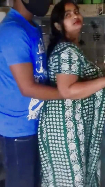 Desi Bhabhi Big Boobs Cleavage Tease in Kitchen Hot Indian Village Girls Exposed Hindi Video | Clip 1