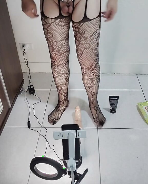 Sissy Yahui Fuck with Dildo Machine and Cum