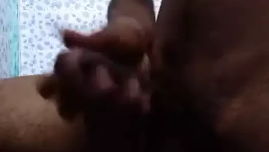 Hint erkekler mastürbasyon yapmak