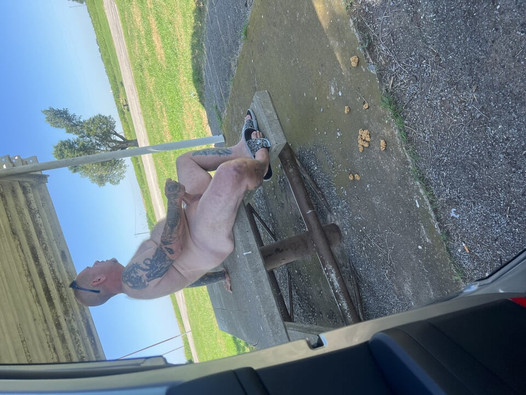 Masturbating at a picnic area in Texas on the way home from florida