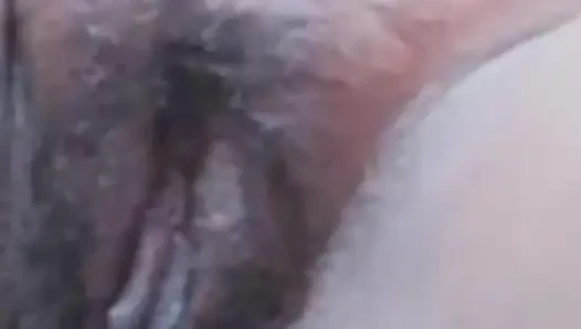 Desi bhabhi apni chut me ungli dal kar pani nikal rahi h...