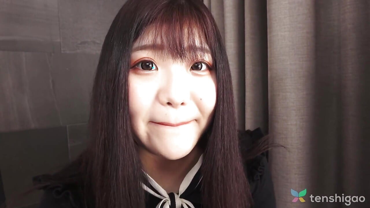 Madoka Watanabe Backstage
