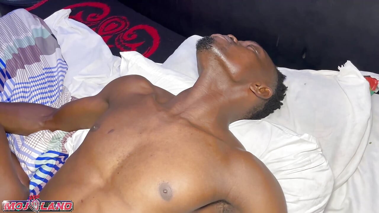 big pussy Ebony girl sits on a big dick reverse cowgirl