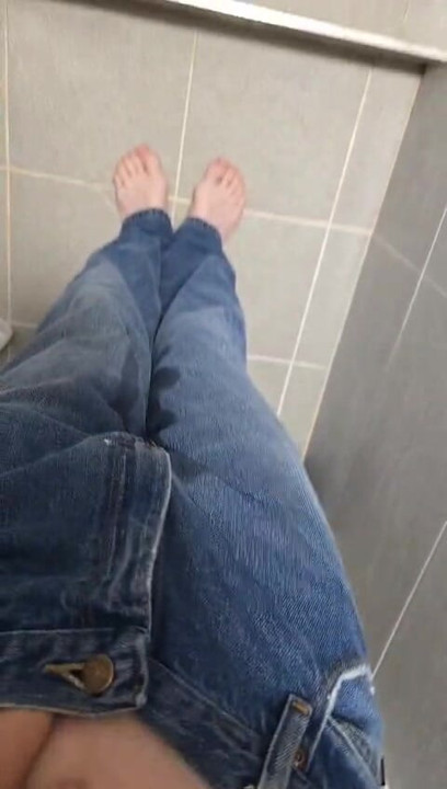I Love Wetting My Jeans