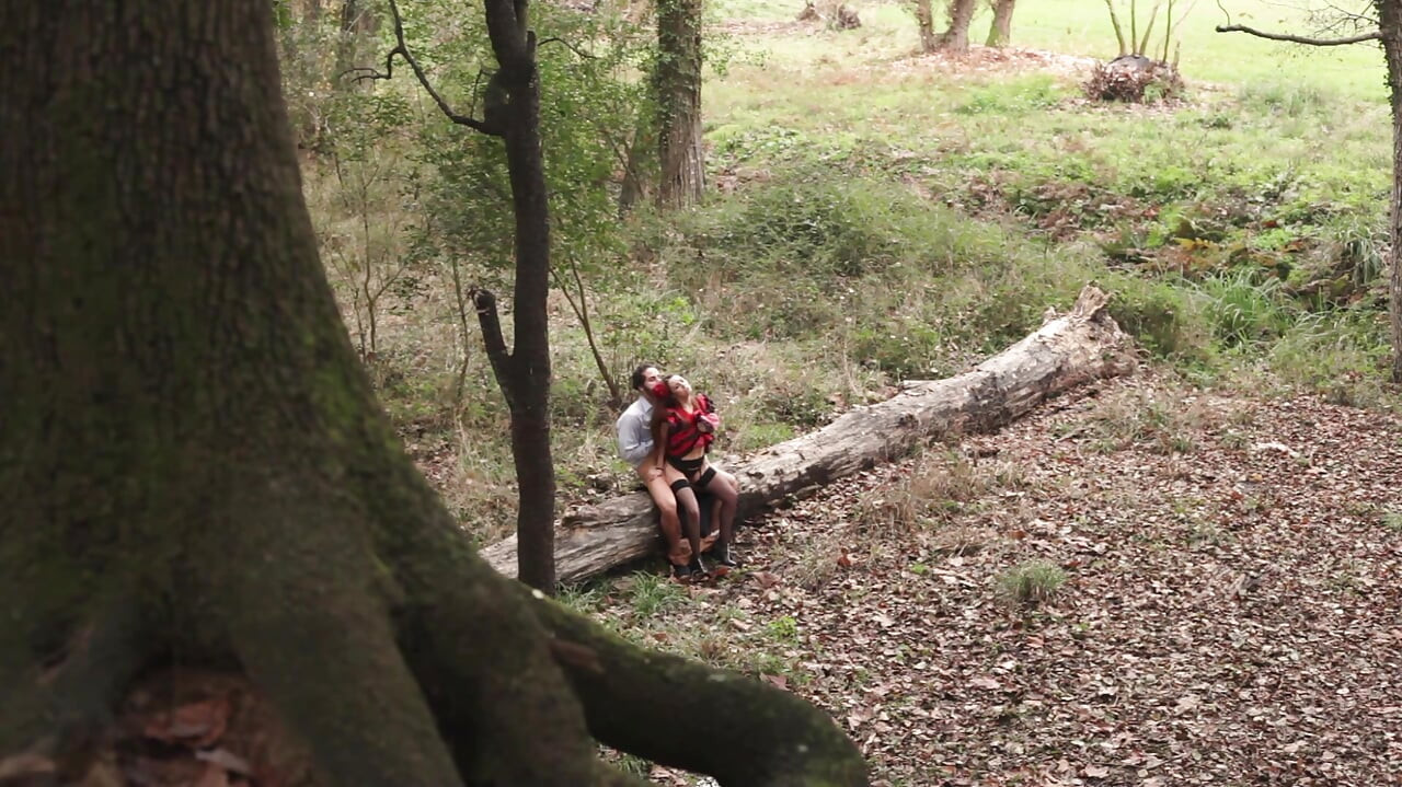 Polka Dot Skirt Babe Fucked Hard in Forest