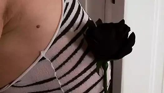 Born porn video – DD-cup tits and 13 pussy piercings