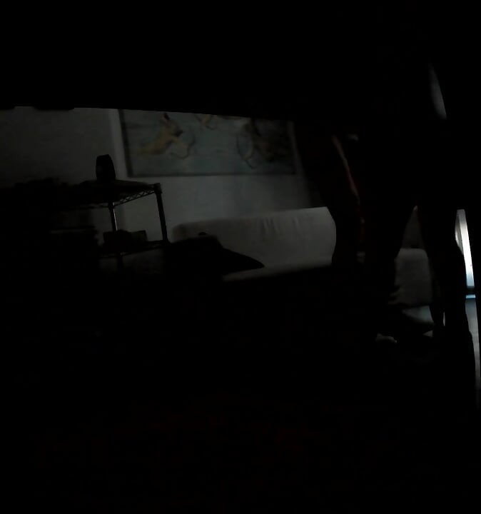 BAISÉE AU BUREAU SUR MA BANQUETTE D’AMOUR AVEC UN FAUX CLIENT