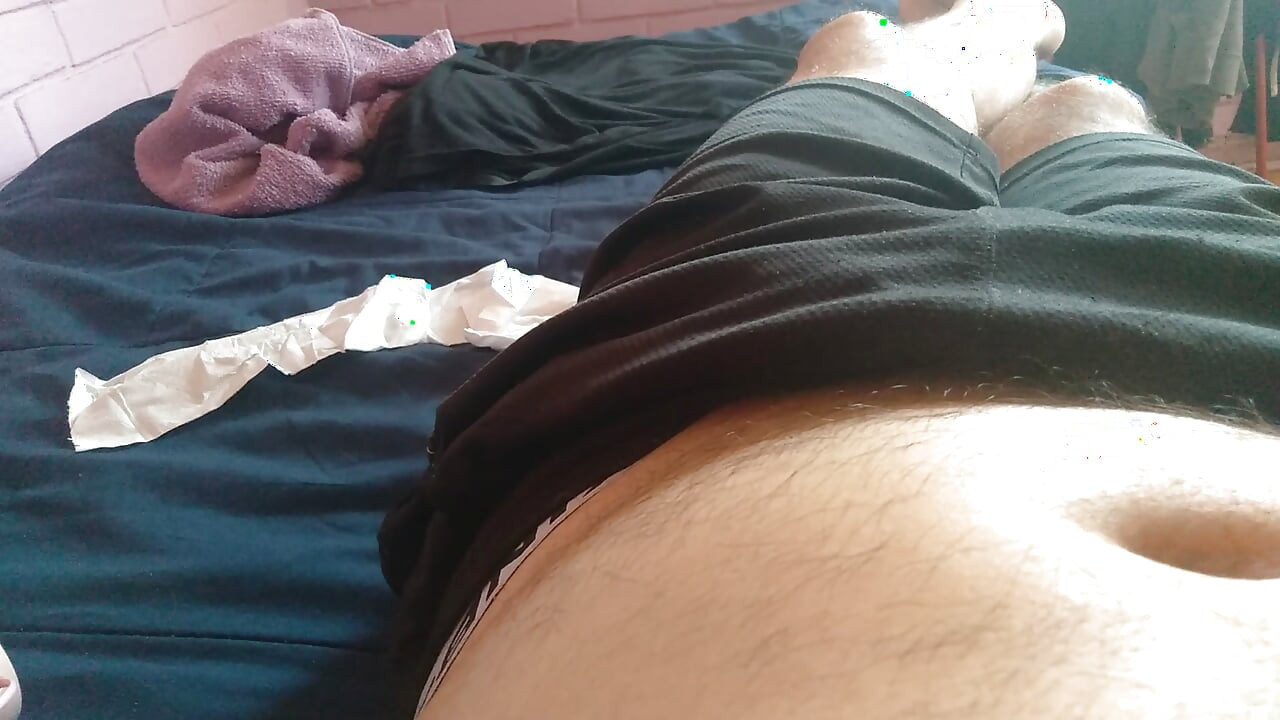 なあ、俺たちに愛し合いたいなら、でかいチンポをセックスマシンみたいに使えよ