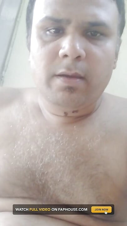 Solo Nude Guy Fucks You in Open Nature Free for More Pleasure