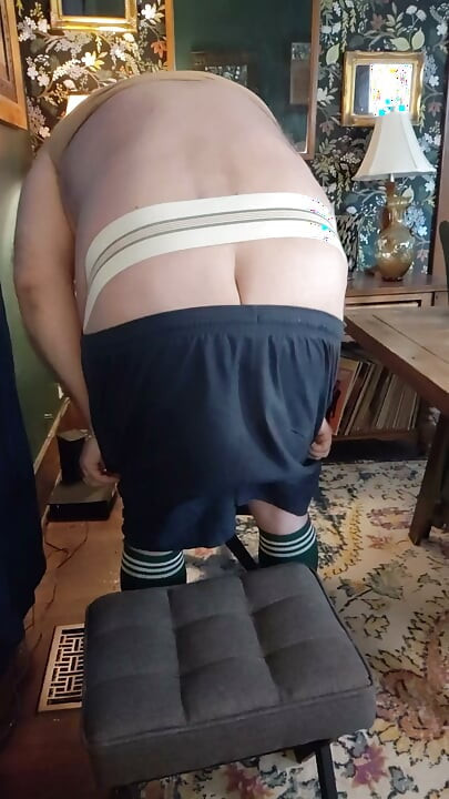 Beardaddychub Makes a Fan Shoot His Load!
