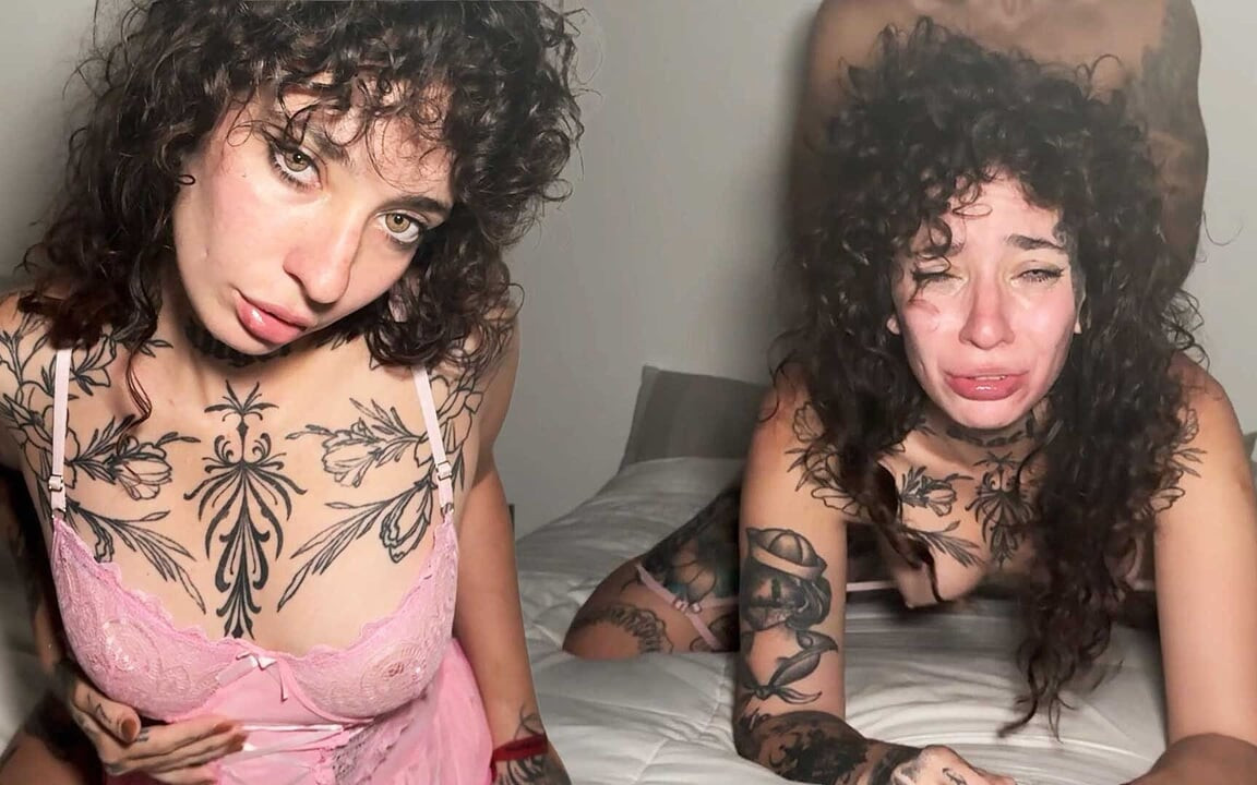 Sumisa Tatuada, Sexo Duro, Follada De Garganta, Abofetadas Y Facial!
