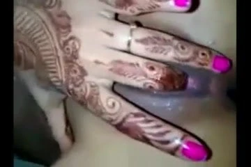 AMULYA MANUSU FINGERING HOT