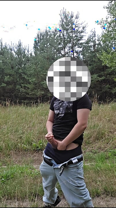 Outdoor teen masturbation and cum challange