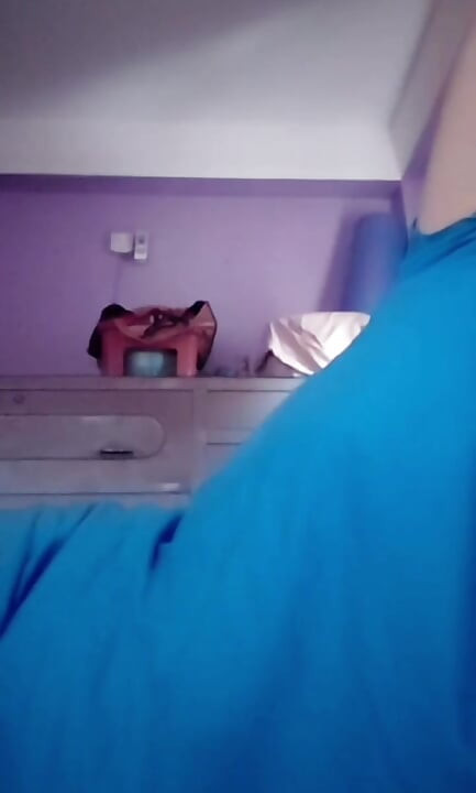 Estudiante universitaria chica linda sexo por videollamada