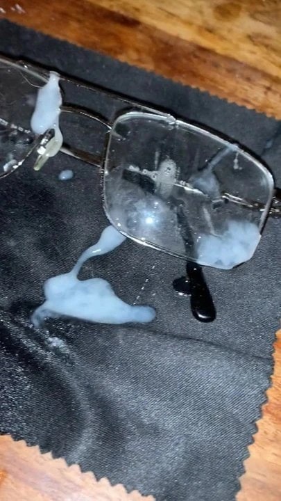 glasses go bether whit cum