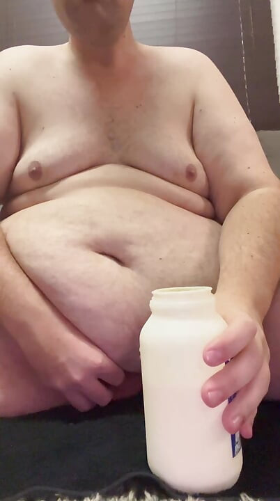 Piggy loves cream