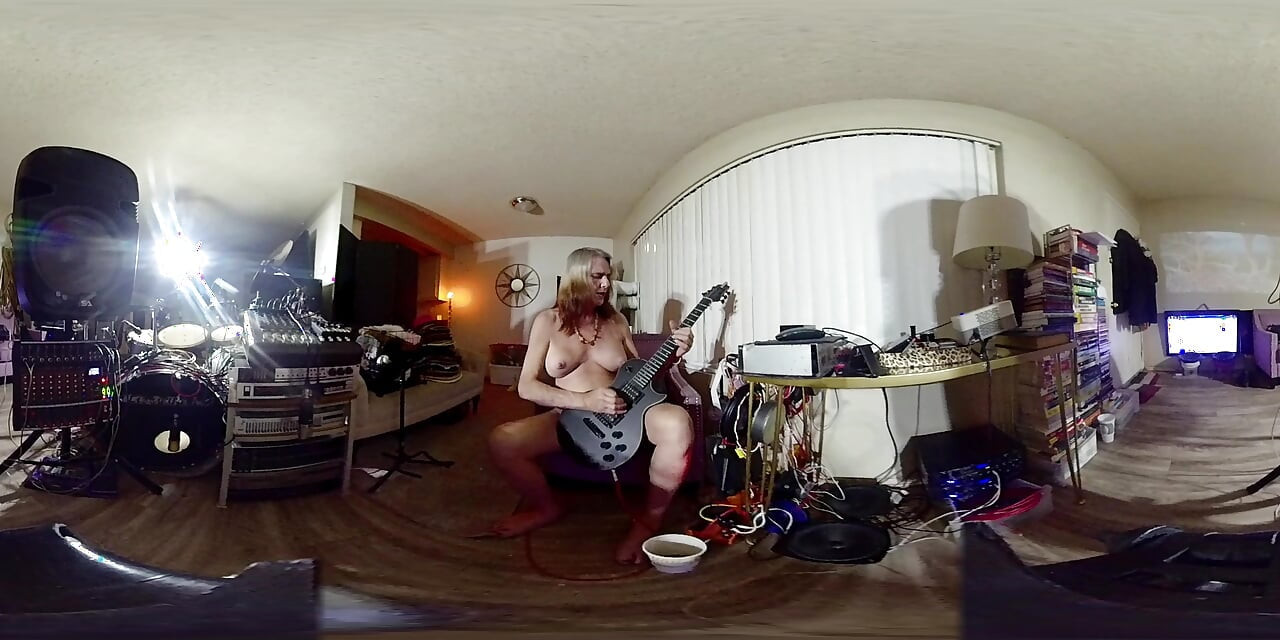 Lizzy Yum VR JUNE 2025 Masturbation Dilating Bathing Edging Amateur, Big Tits, Sex Toy, Solo (dilate masturbate 104)