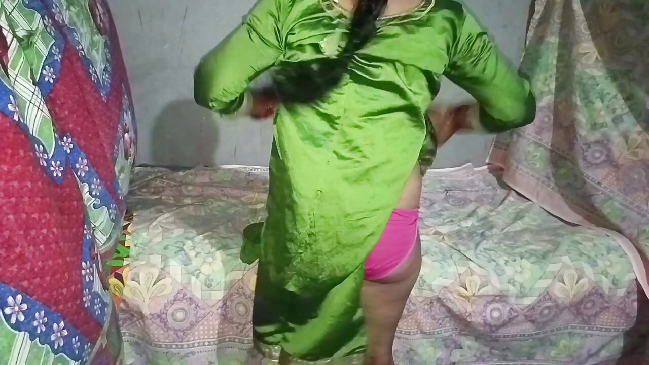 The neighbor lured the step-sister-in-law with money and had hardcore sex with her and took her boobs in his mouth