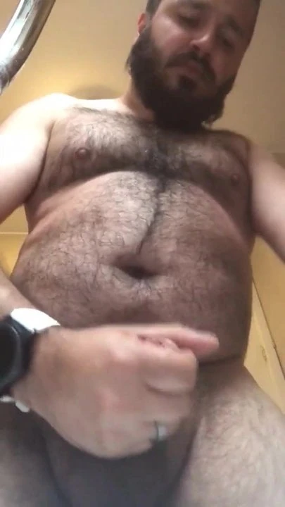 Sexy hairy uncut bear cub from East Mids wanks and cums