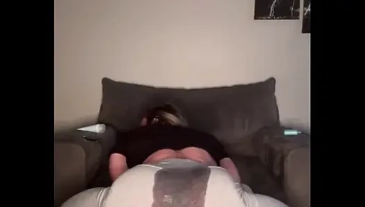 Pantat basahku dientot habis-habisan sama legging