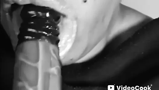 Lustvolle Schwanzlutsch-lippen!!!