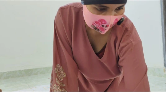 Hijabi stepmom share her sex desire with stepson in the bed Desi hot xxx