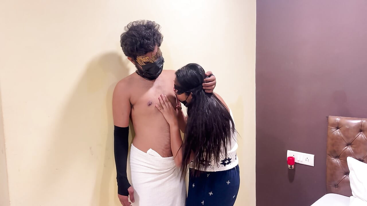 זוג רומנטי הודי דסי ליל תשוקה פרטי כימיה אמיתית