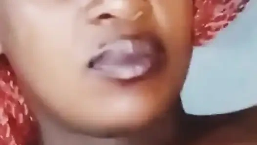 Sie enttäuscht nie, wenn es um sex geht