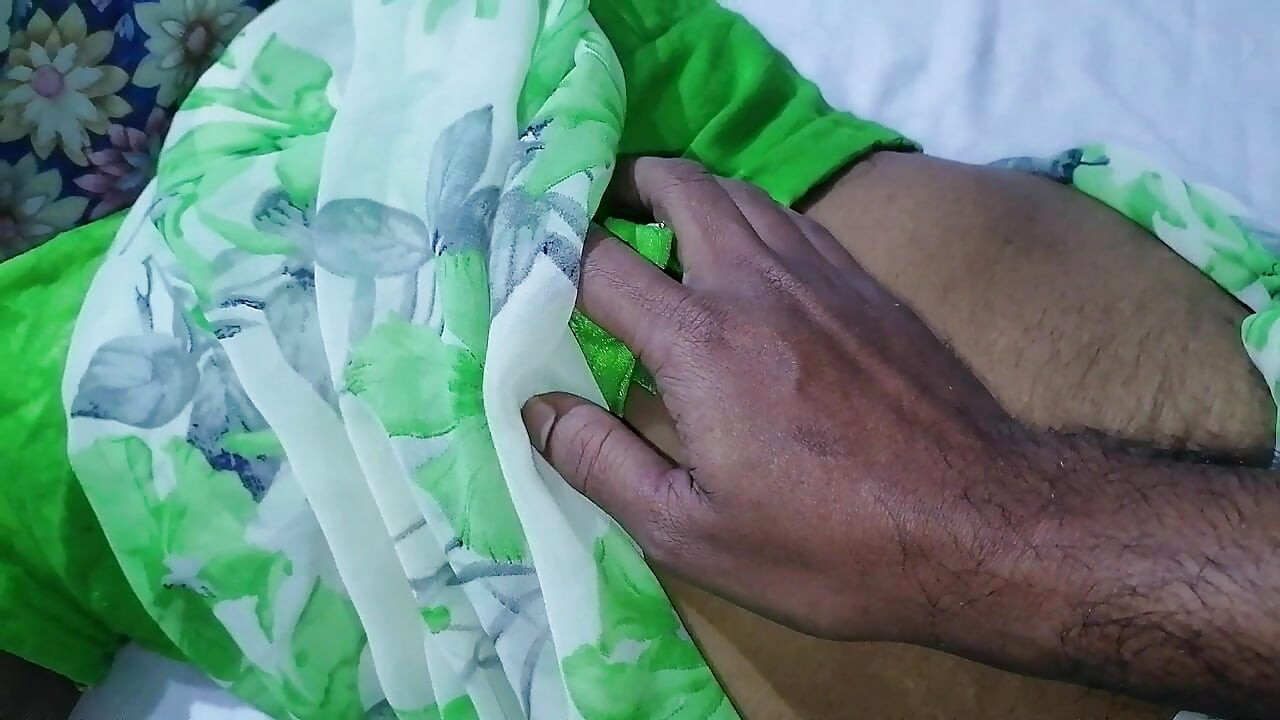 印度德西办公室女孩铁杆视频 巨大的鸡巴