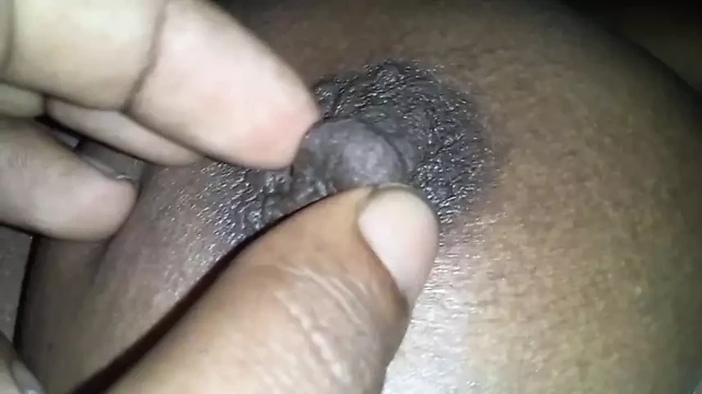Mosi aapki chut bahot mast hai chod dalo