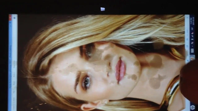 Rosie Huntington-Whiteley cumtribute