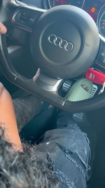 Halsfick blowjob im audi TT