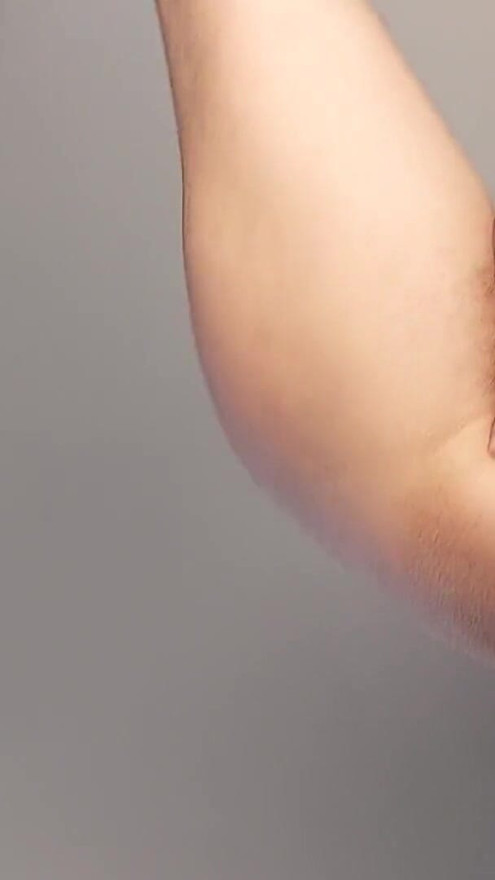 Amateur wife masturbates but fingers her pussy until orgasm | Clip 1