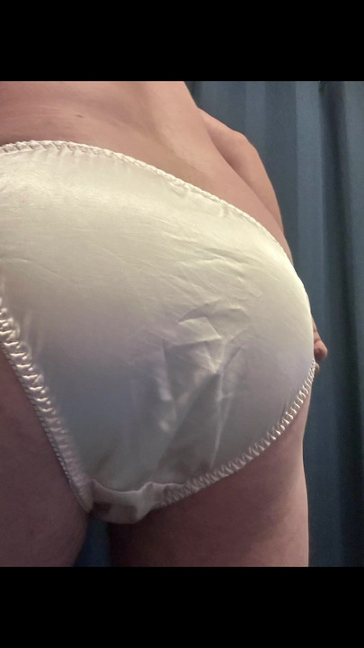 กางเกงในไหมของกู