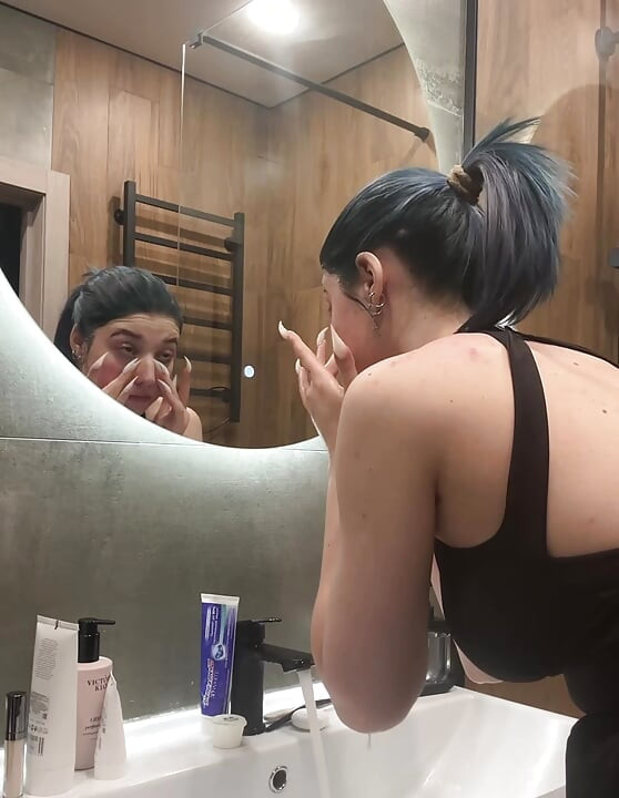 MinnieHiness video