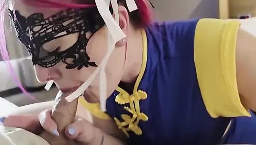 Hot wife Cosplay Chun Li