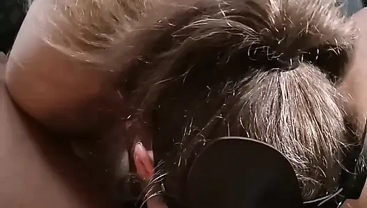 Покорная в маске, беременная 1