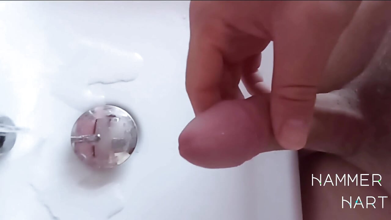 Wash, Wank & Creamy Cum