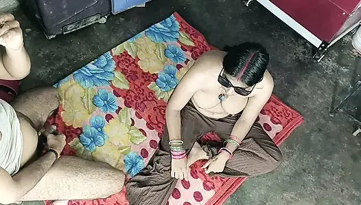 Audio hindi ngentot memek gaya doggy