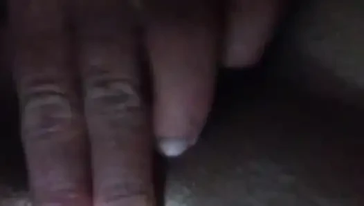 Tante bahenol lagi asik seks anal ukuran medium sampai lubang pantatnya menganga lebar