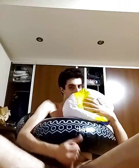 Watch Me Blowing up Inflatables and Playing with Them Until I Cum on Stream
