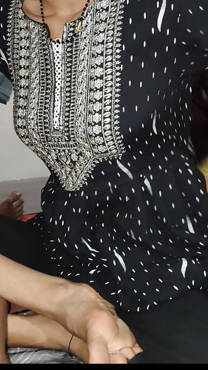Sasur ne berahemi se bahu ko choda