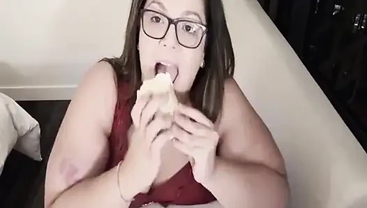 Plump Paradise: Super Burrito