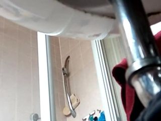 Sexy Dusche von meiner Ehefrau