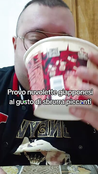 Tik tok master eats