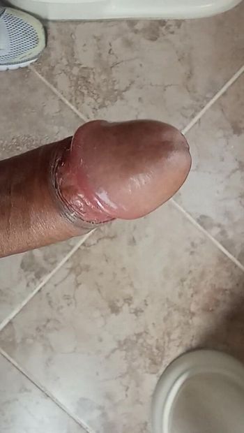 I want a good suck on my cock!!