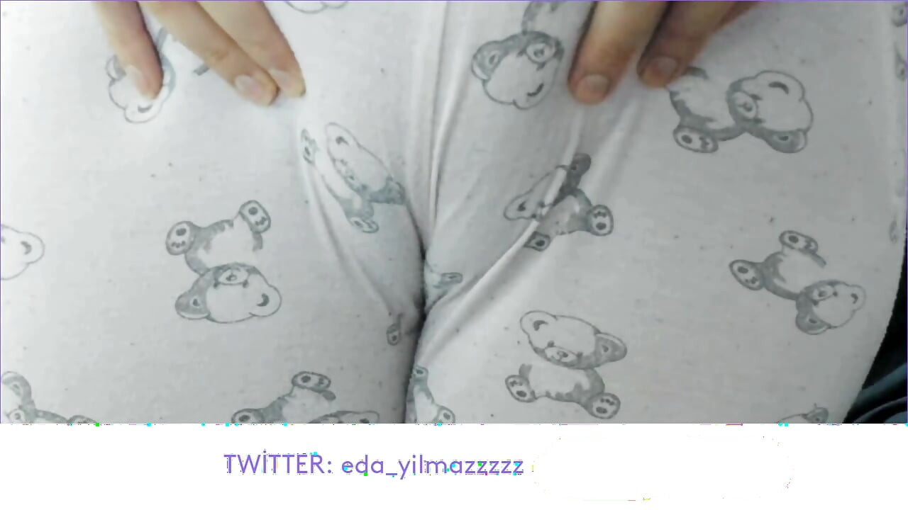 CAMELTOE- PAJAMA- SWOLLEN PUSSY